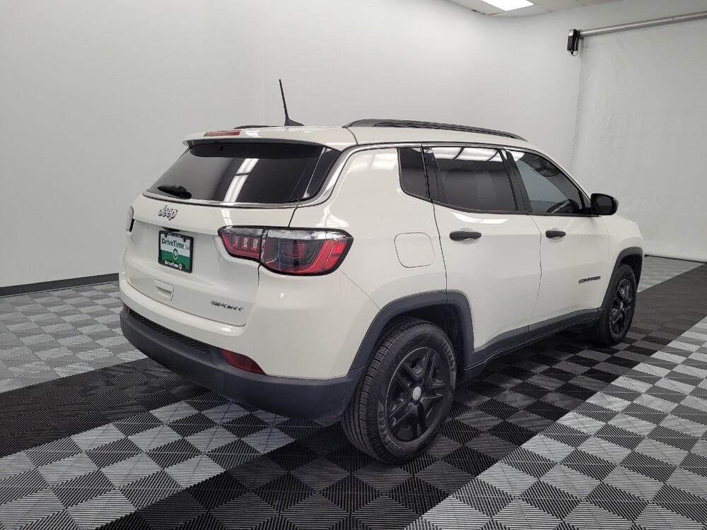 2020 Jeep Compass in Houston, TX 77060 - 18124484 9