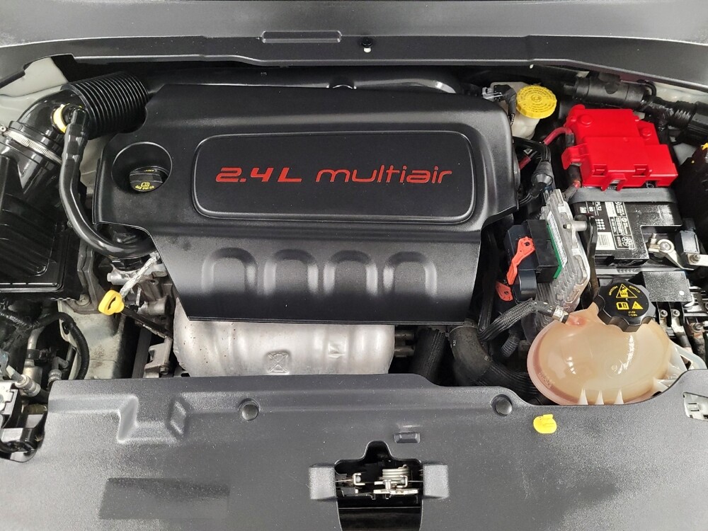 2020 Jeep Compass in Houston, TX 77060 - 18124484 30