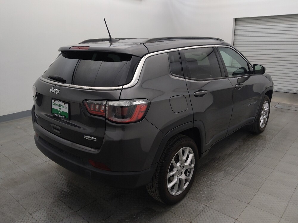 2022 Jeep Compass in Houston, TX 77074 - 18124488 9