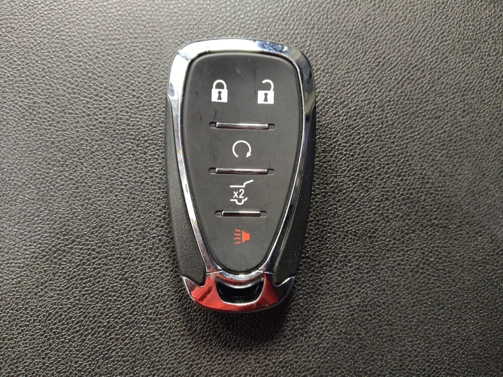 2018 Chevrolet Equinox in Baton Rouge, LA 70816 - 18124494 32