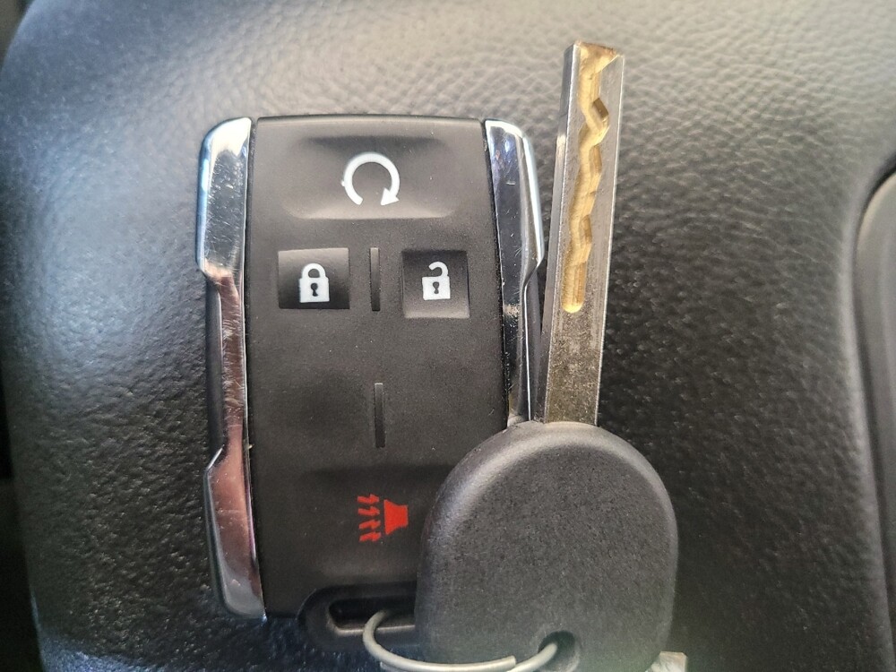 2017 GMC Sierra 1500 in Maple Heights, OH 44137 - 18124502 32