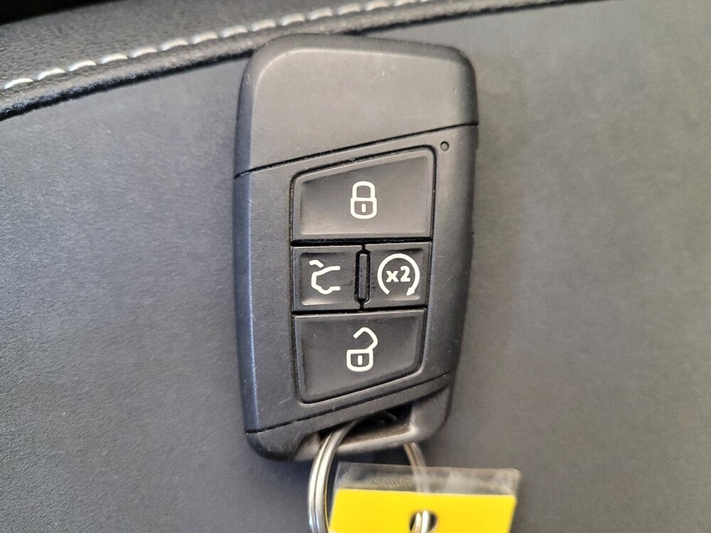 2024 Volkswagen Taos in Maple Heights, OH 44137 - 18124503 32