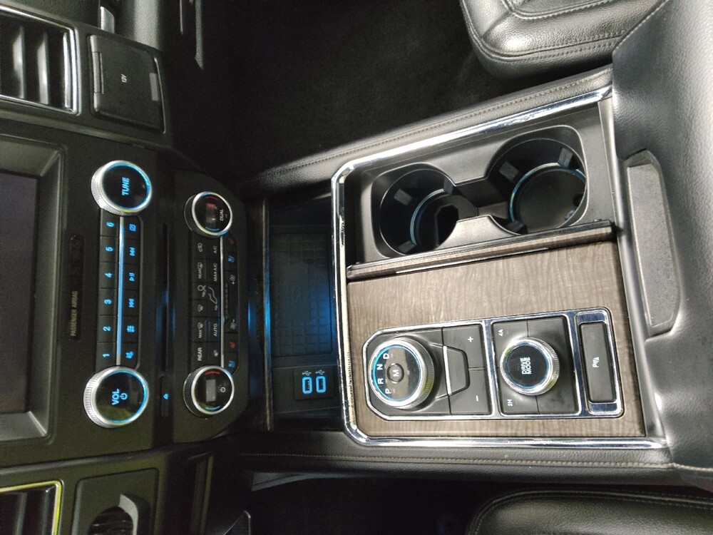 2018 Ford Expedition in St. Louis, MO 63136 - 18124505 26