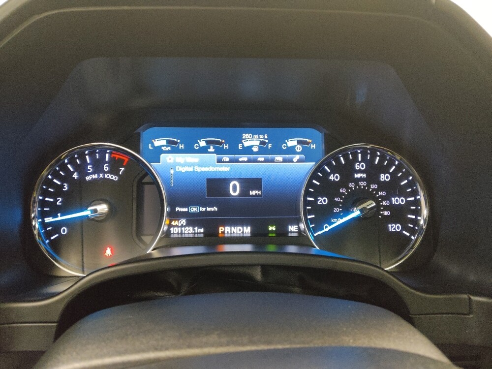 2018 Ford Expedition in St. Louis, MO 63136 - 18124505 23