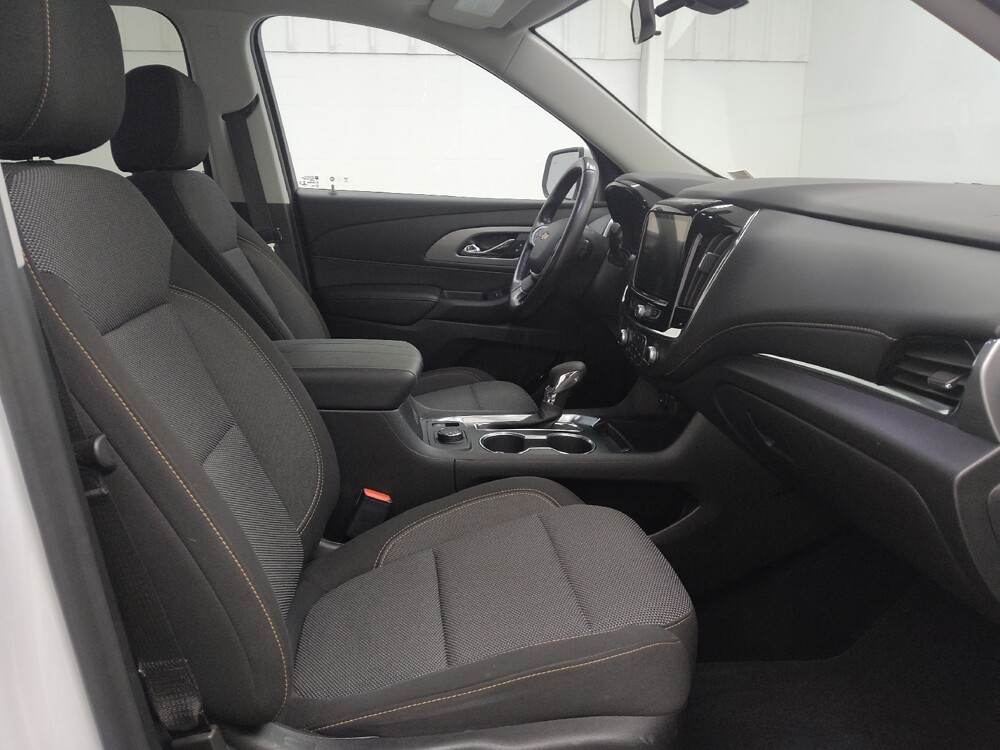 2021 Chevrolet Traverse in St. Louis, MO 63136 - 18124506 21