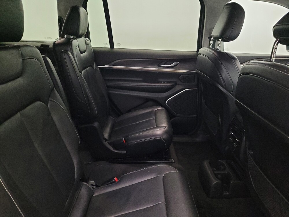 2022 Jeep Grand Cherokee L in Langhorne, PA 19047 - 18124514 19