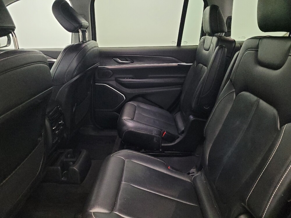 2022 Jeep Grand Cherokee L in Langhorne, PA 19047 - 18124514 18