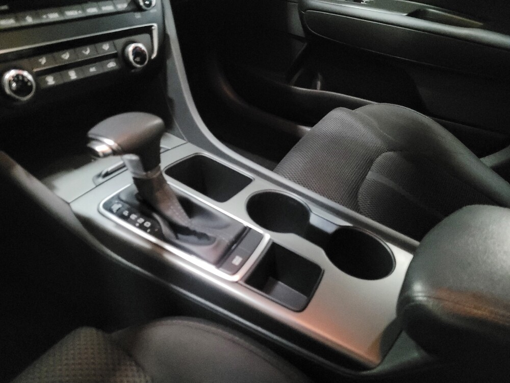 2020 Kia Optima in Plymouth Meeting, PA 19462 - 18124520 26