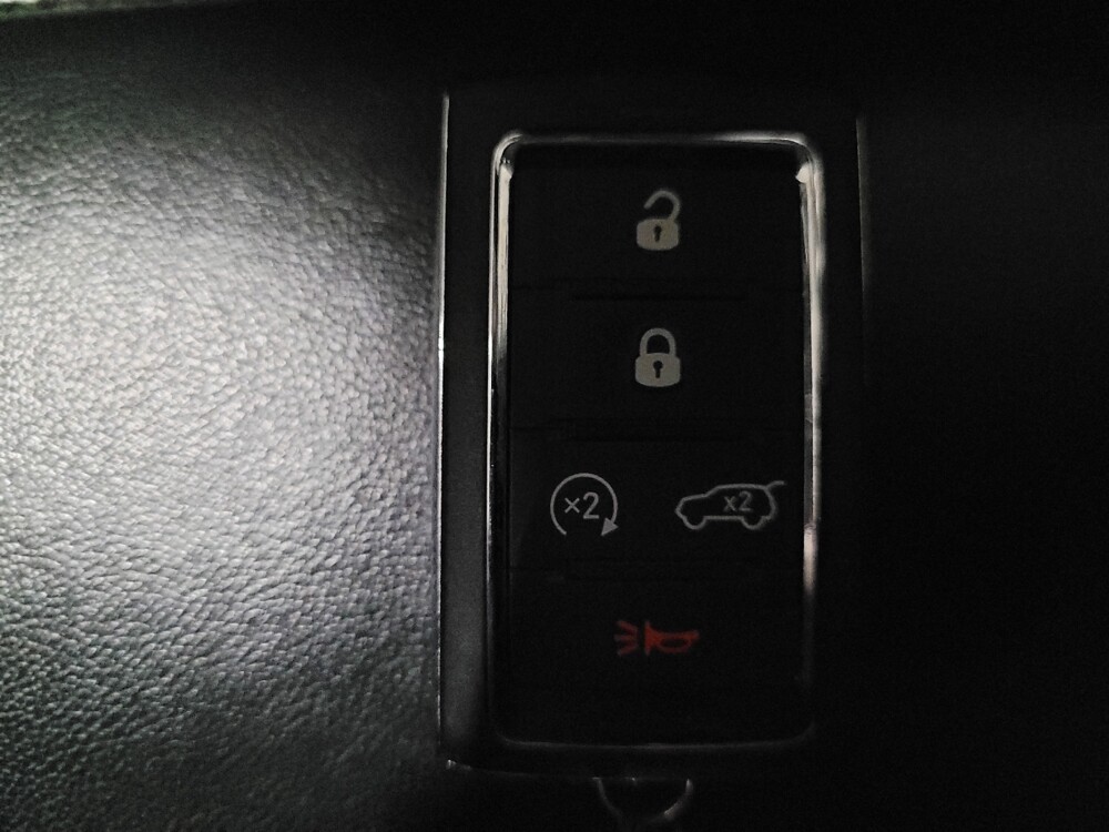 2021 Jeep Grand Cherokee L in Plymouth Meeting, PA 19462 - 18124521 32