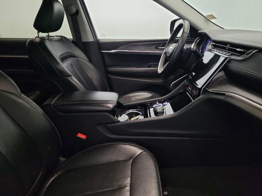 2021 Jeep Grand Cherokee L in Plymouth Meeting, PA 19462 - 18124521 21