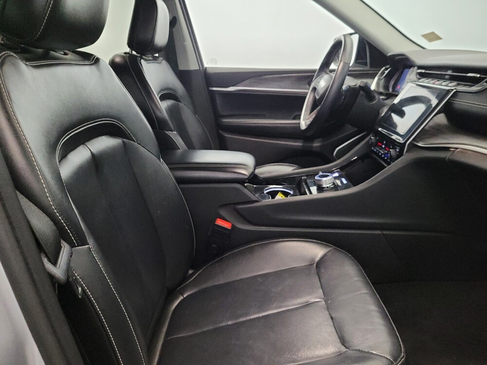 2021 Jeep Grand Cherokee L in Plymouth Meeting, PA 19462 - 18124522 21