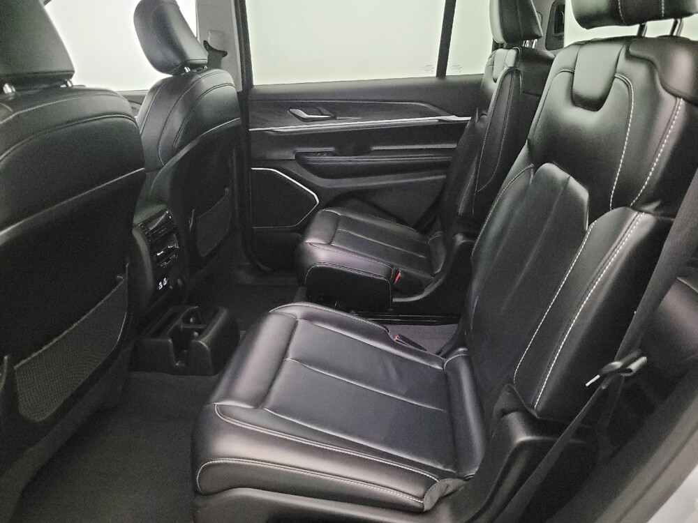 2021 Jeep Grand Cherokee L in Plymouth Meeting, PA 19462 - 18124522 18