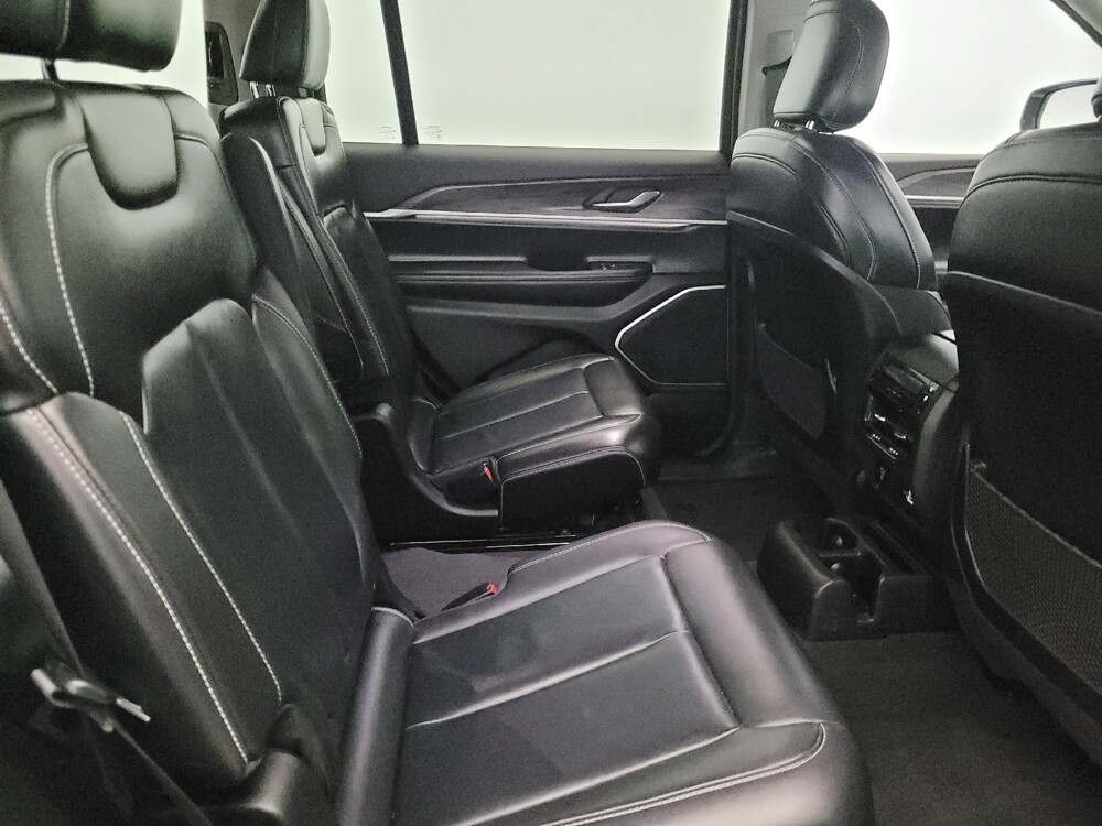 2021 Jeep Grand Cherokee L in Plymouth Meeting, PA 19462 - 18124522 19