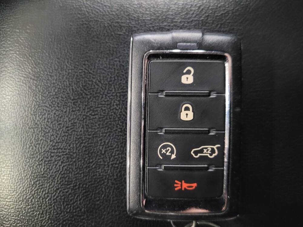 2023 Jeep Grand Cherokee L in Langhorne, PA 19047 - 18124525 32