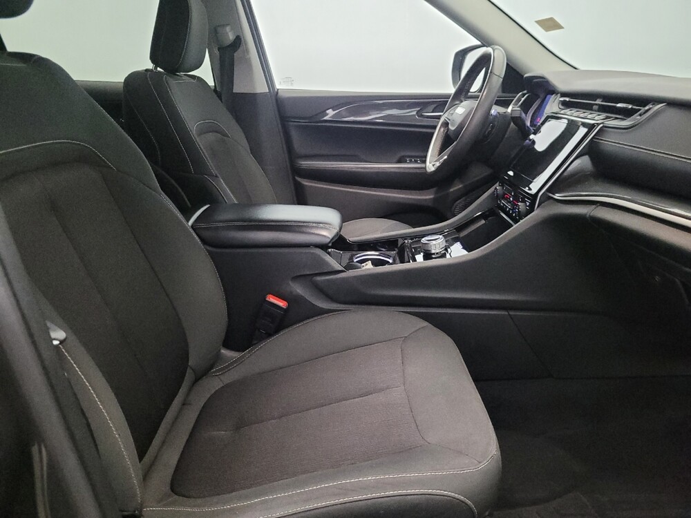 2023 Jeep Grand Cherokee L in Langhorne, PA 19047 - 18124525 21