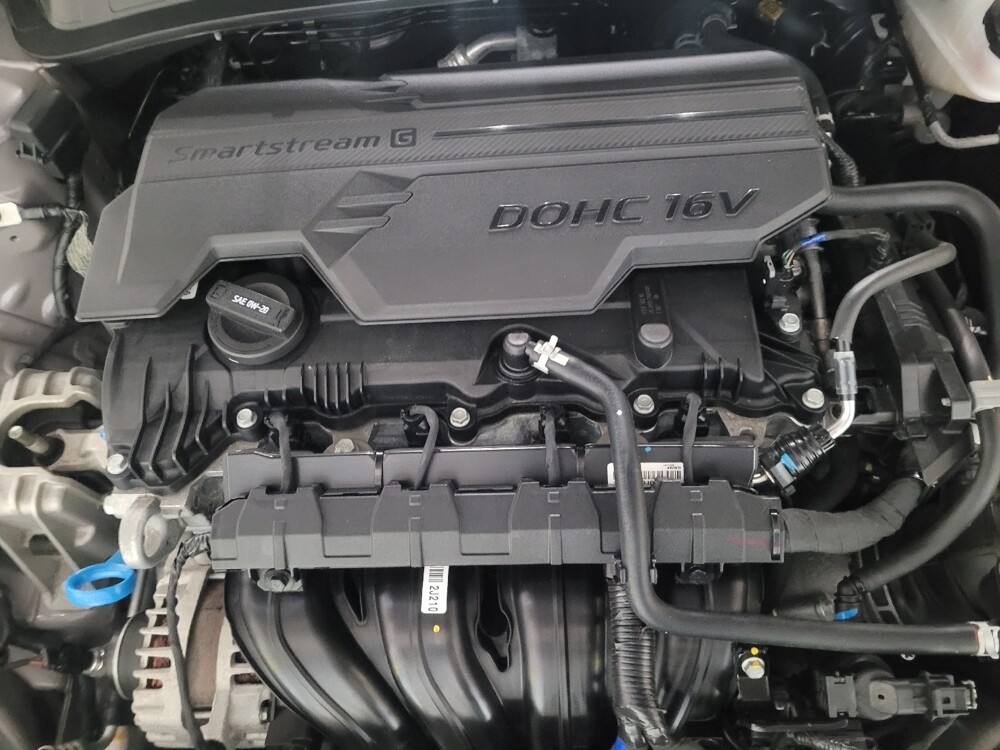 2025 Hyundai Elantra in Woodbridge, VA 22191 - 18124529 30