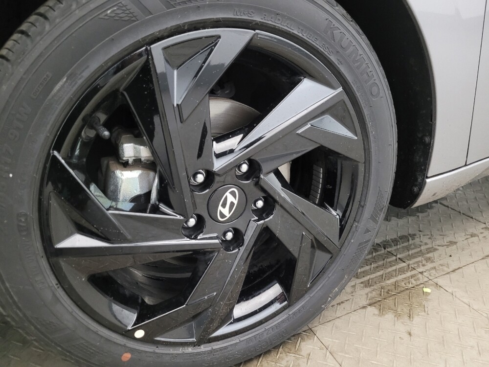 2025 Hyundai Elantra in Woodbridge, VA 22191 - 18124529 31