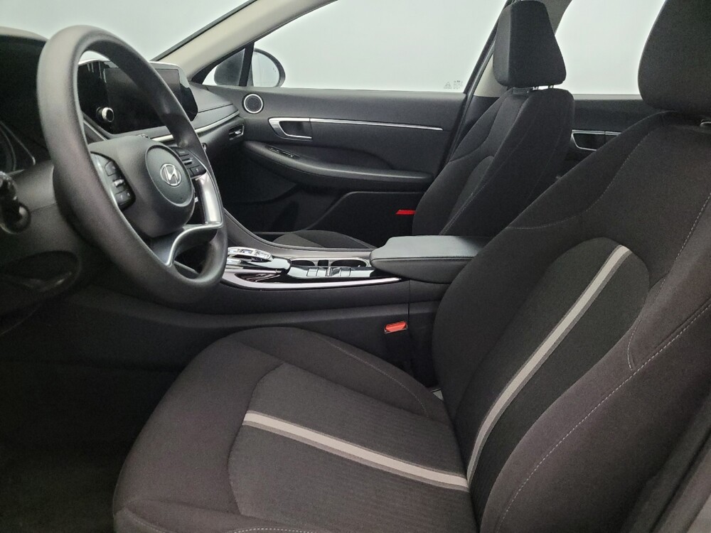 2023 Hyundai Sonata in Plymouth Meeting, PA 19462 - 18124532 17