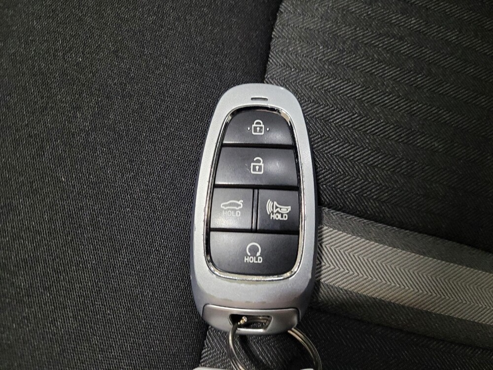 2023 Hyundai Sonata in Plymouth Meeting, PA 19462 - 18124532 32