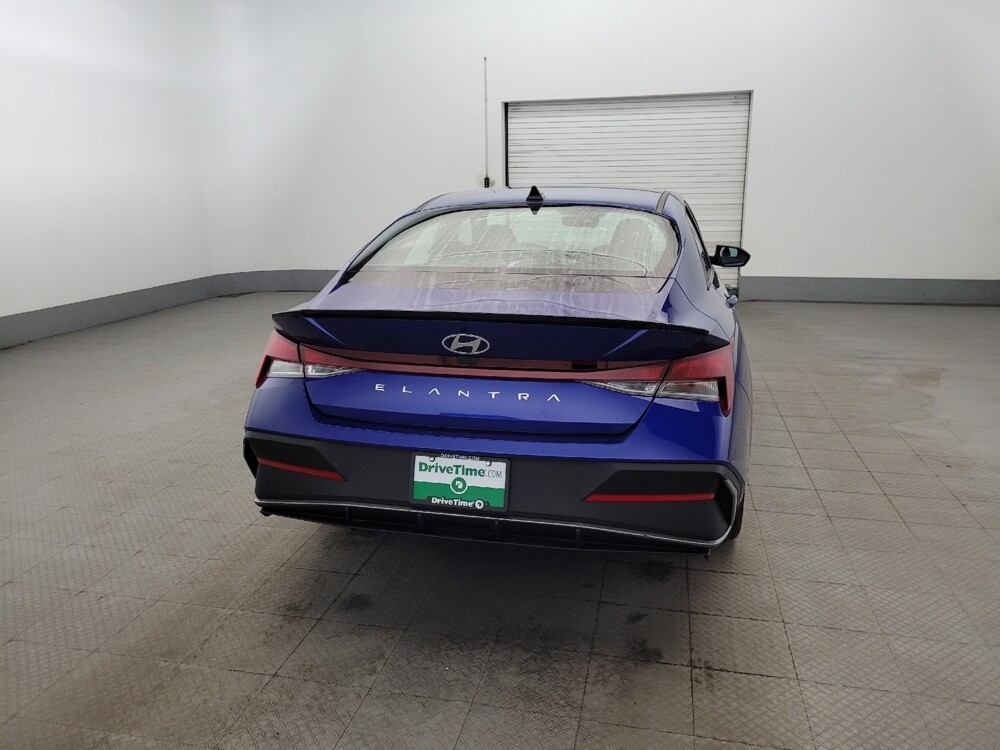 2025 Hyundai Elantra in Plymouth Meeting, PA 19462 - 18124533 7