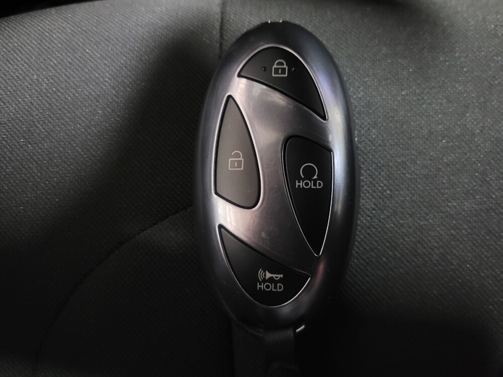 2025 Hyundai Elantra in Plymouth Meeting, PA 19462 - 18124533 32