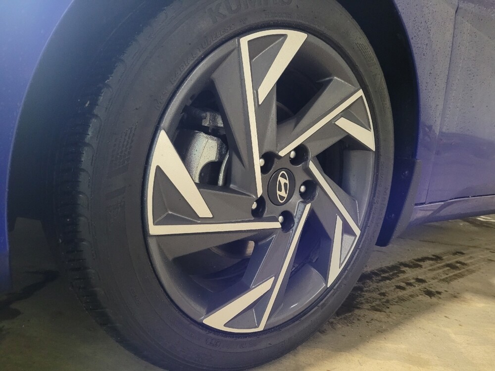 2025 Hyundai Elantra in Plymouth Meeting, PA 19462 - 18124533 31