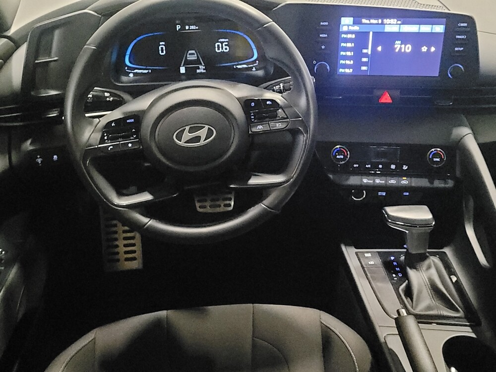 2025 Hyundai Elantra in Plymouth Meeting, PA 19462 - 18124533 22