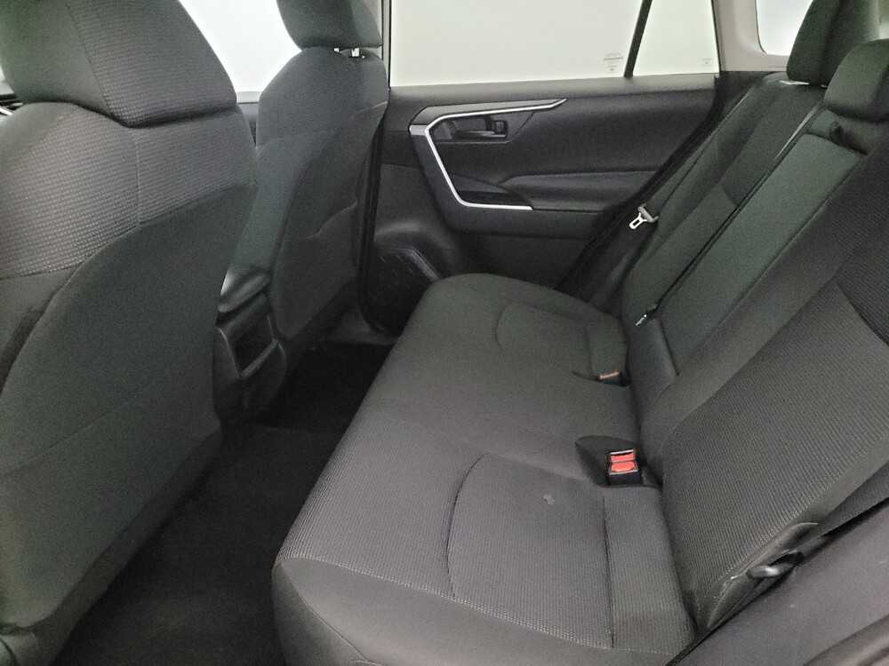 2020 Toyota RAV4 in Woodbridge, VA 22191 - 18124538 18