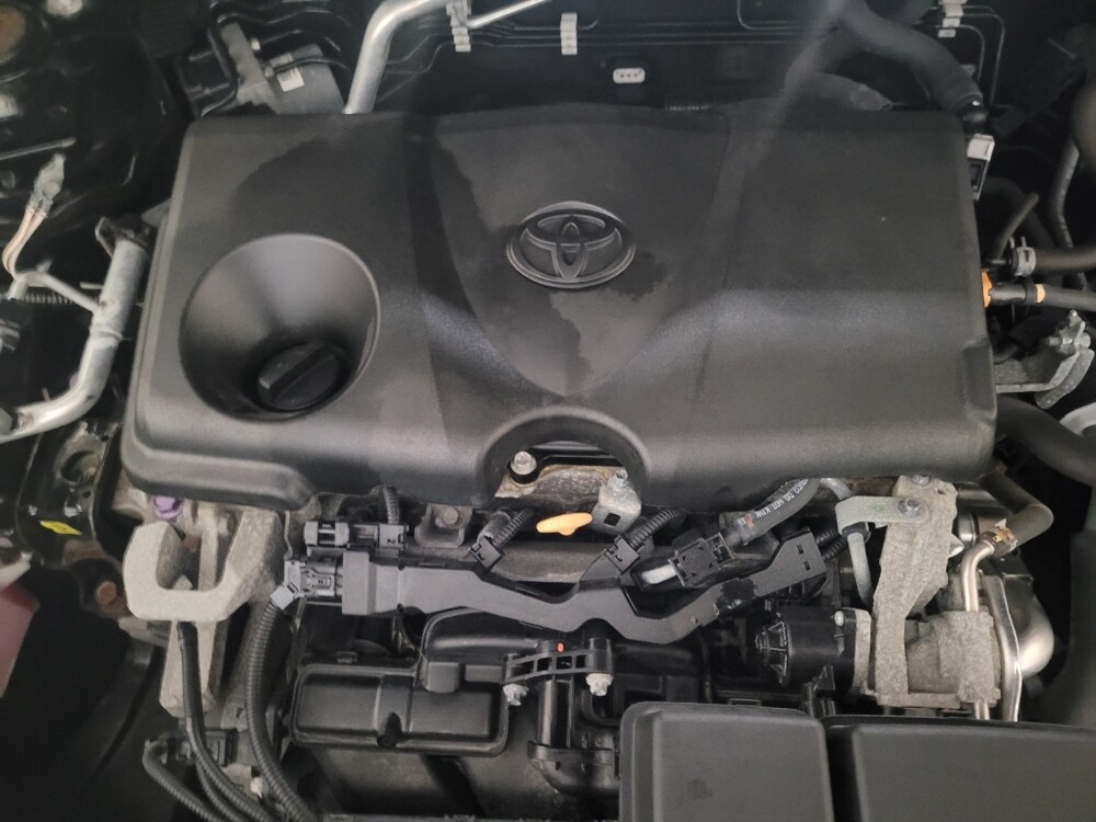 2020 Toyota RAV4 in Woodbridge, VA 22191 - 18124538 30