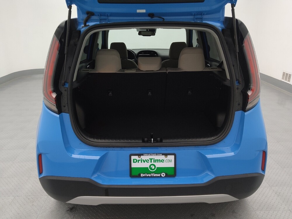 2023 Kia Soul in Independence, MO 64055 - 18124544 29