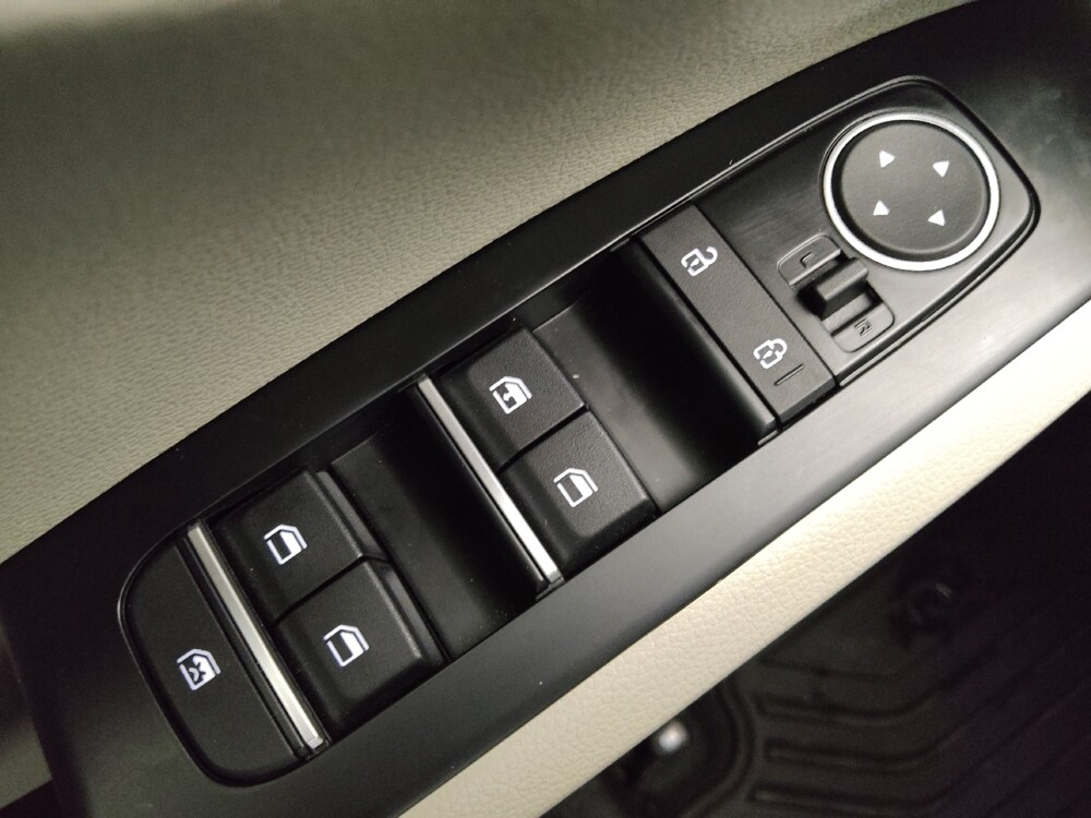 2023 Kia Soul in Independence, MO 64055 - 18124544 27