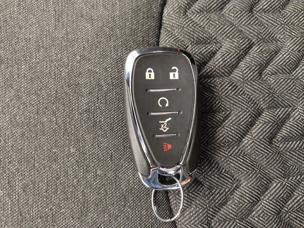 2024 Chevrolet Equinox in Independence, MO 64055 - 18124551 32