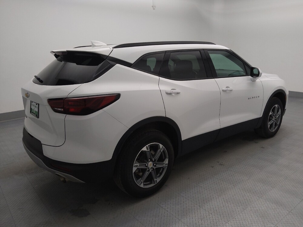 2024 Chevrolet Blazer in Independence, MO 64055 - 18124552 10