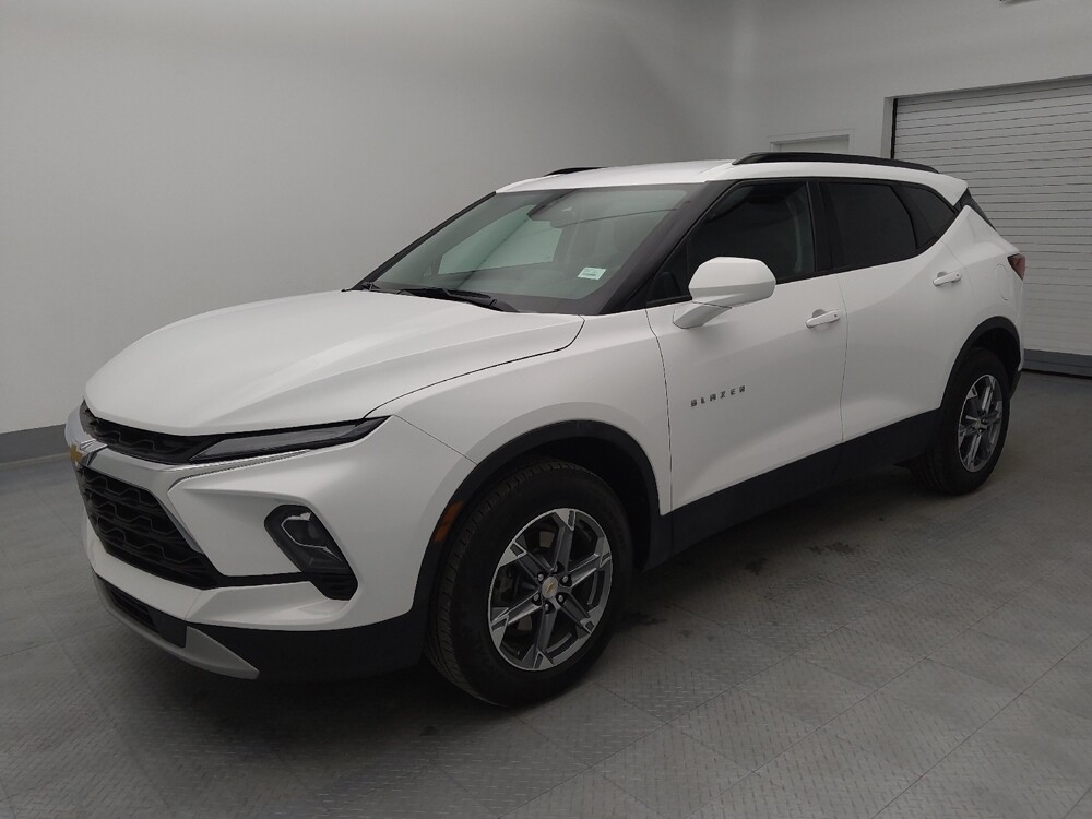 2024 Chevrolet Blazer in Independence, MO 64055 - 18124552 2