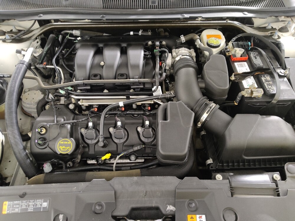 2018 Ford Taurus in Midlothian, IL 60445 - 18124558 30