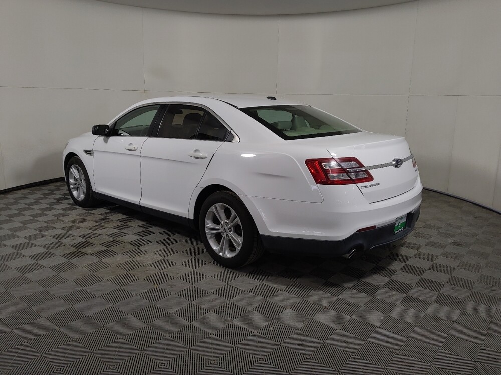 2018 Ford Taurus in Midlothian, IL 60445 - 18124558 3