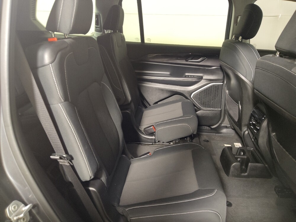 2021 Jeep Grand Cherokee L in Midlothian, IL 60445 - 18124561 19