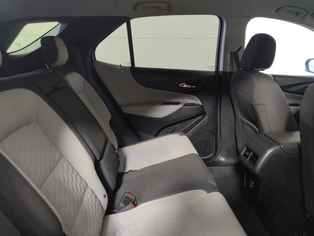 2019 Chevrolet Equinox in Midlothian, IL 60445 - 18124562 19