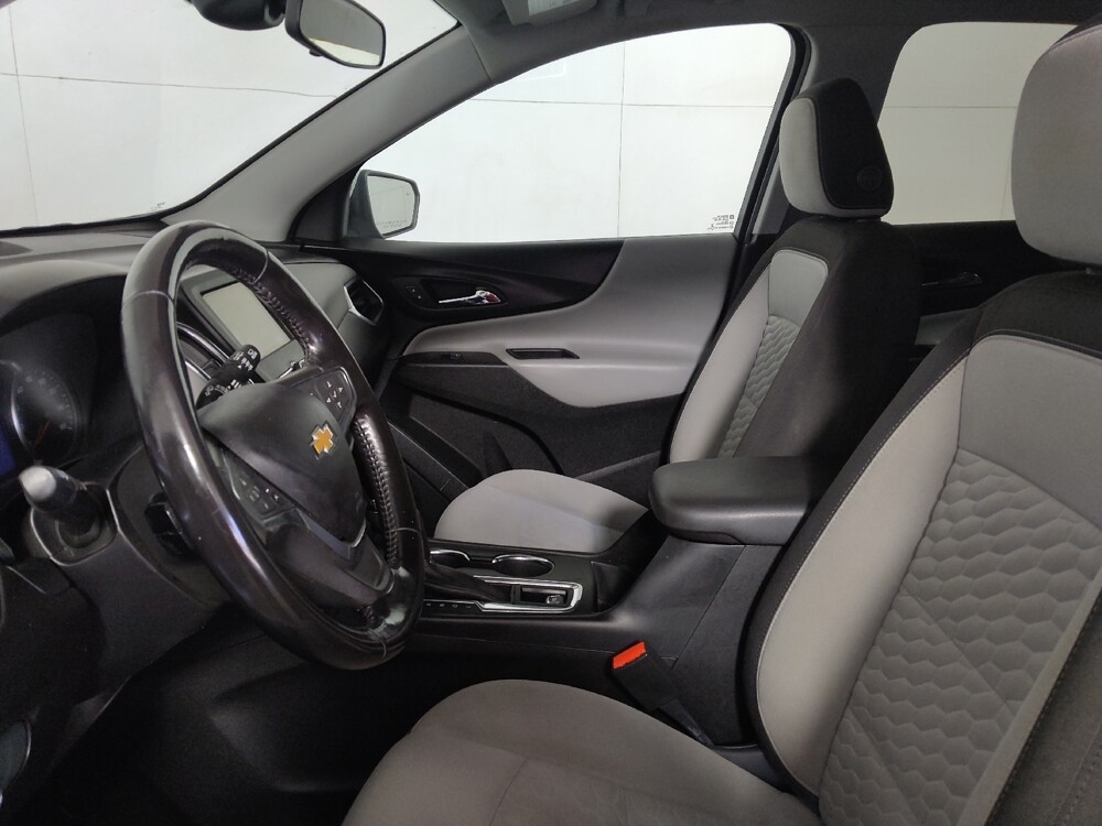 2019 Chevrolet Equinox in Midlothian, IL 60445 - 18124562 17
