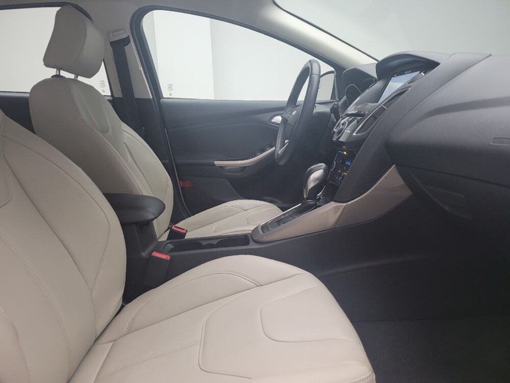 2018 Ford Focus in Grand Rapids, MI 49508 - 18124564 21