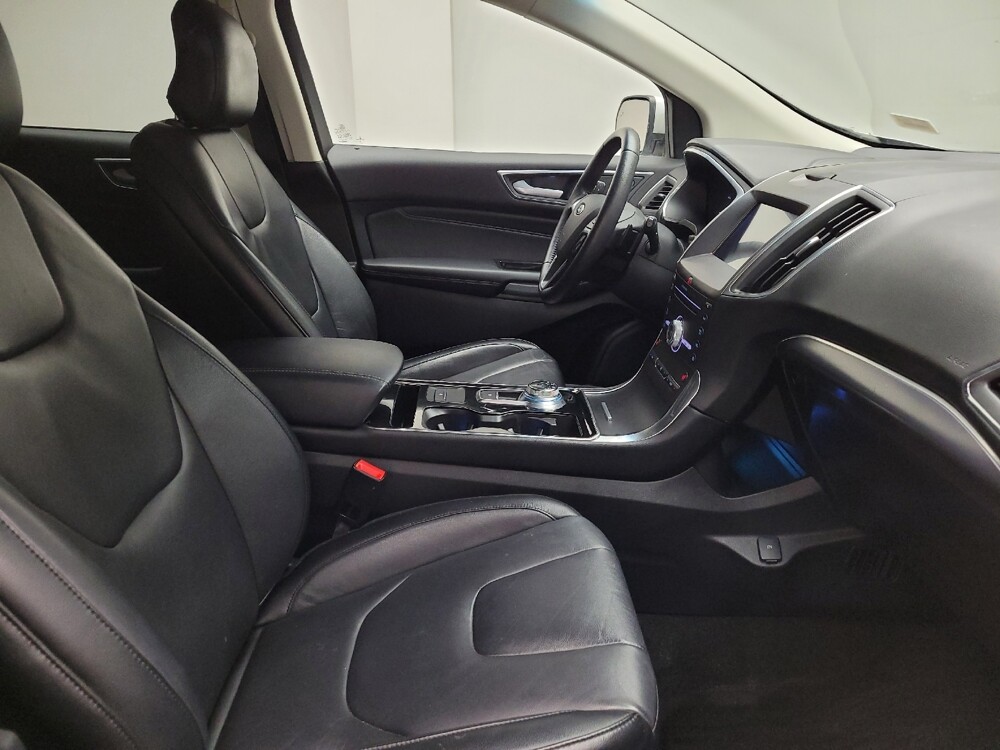 2019 Ford Edge in Taylor, MI 48180 - 18124565 21