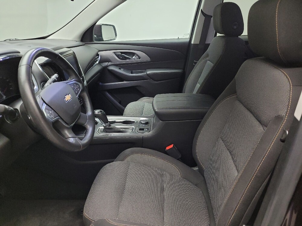 2018 Chevrolet Traverse in Grand Rapids, MI 49508 - 18124568 17