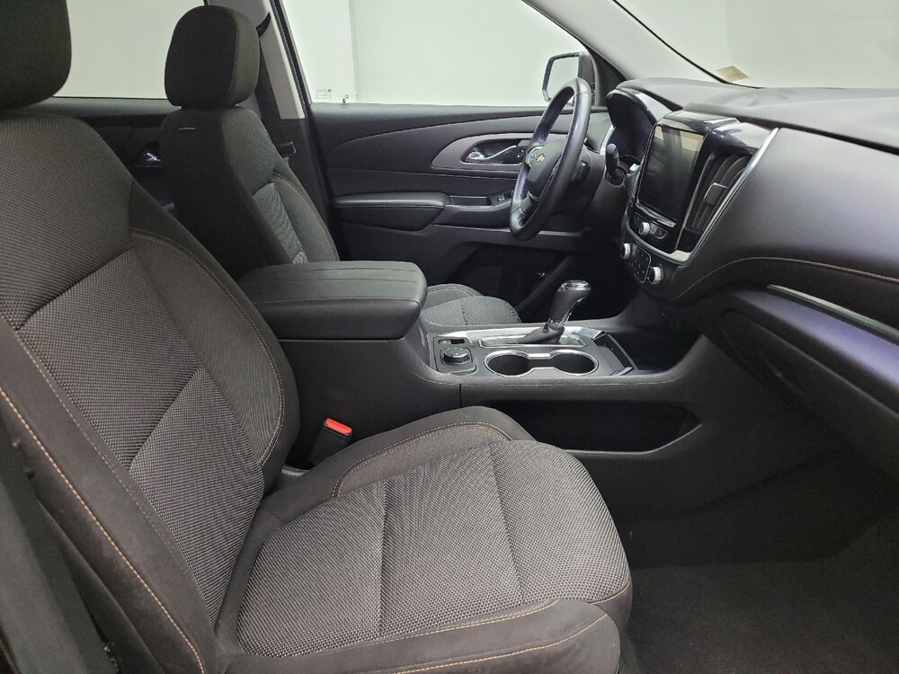 2018 Chevrolet Traverse in Grand Rapids, MI 49508 - 18124568 21