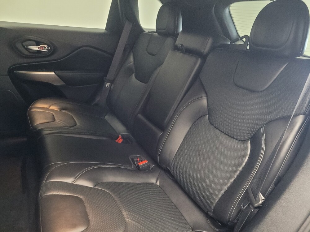 2020 Jeep Cherokee in Indianapolis, IN 46219 - 18124572 18