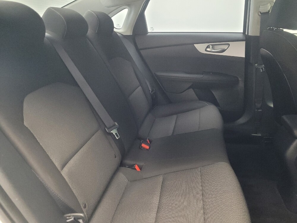2023 Kia Forte in Indianapolis, IN 46222 - 18124573 19