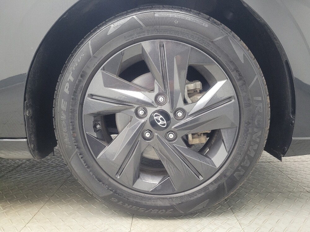 2022 Hyundai Elantra in Ft Wayne, IN 46805 - 18124574 30