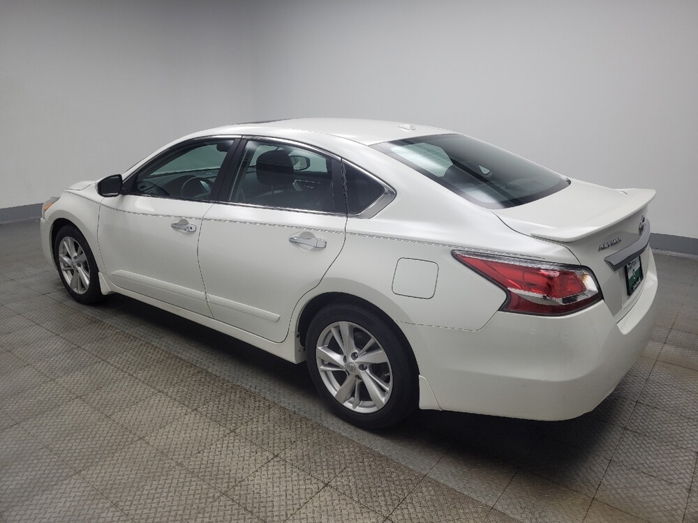 2015 Nissan Altima in Indianapolis, IN 46219 - 18124576 3