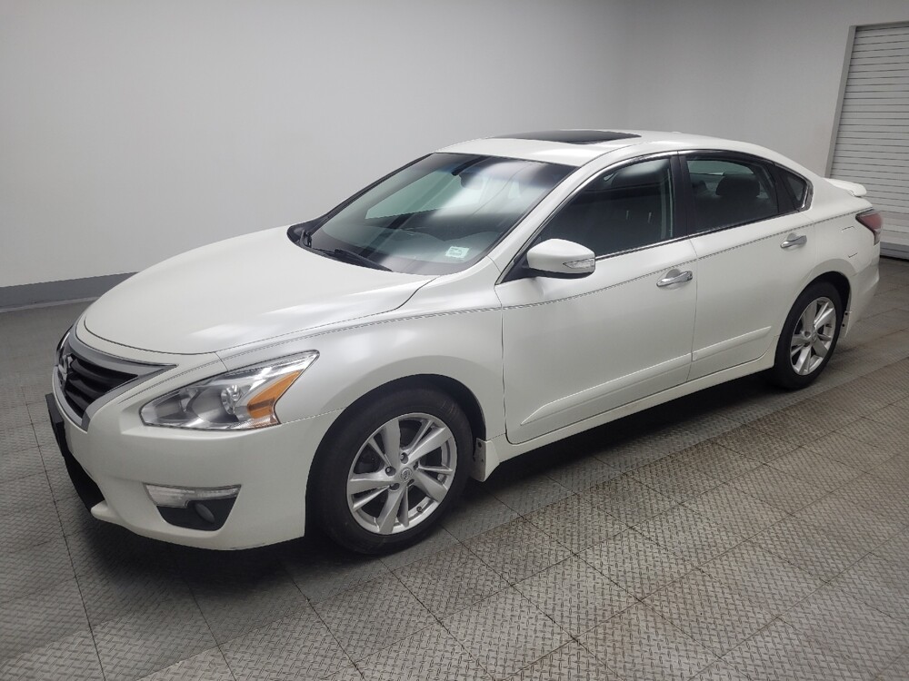 2015 Nissan Altima in Indianapolis, IN 46219 - 18124576 2