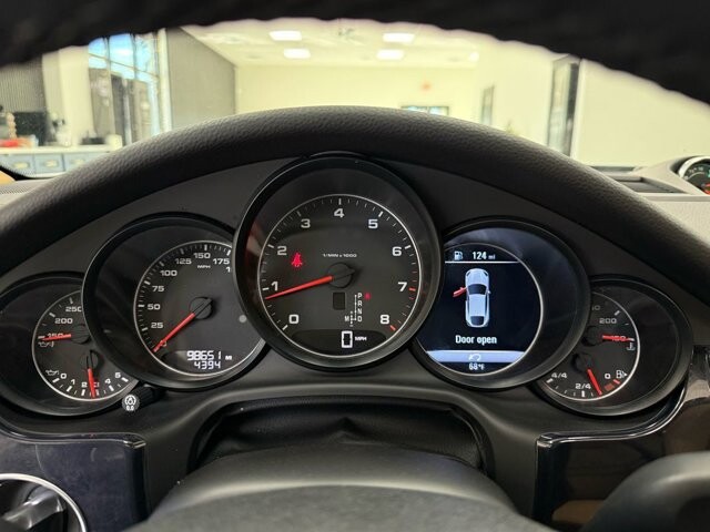 2015 Porsche Panamera in Knoxville, TN 37920 - 18124582 18