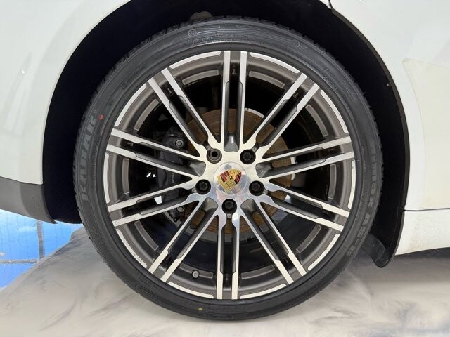 2015 Porsche Panamera in Knoxville, TN 37920 - 18124582 34